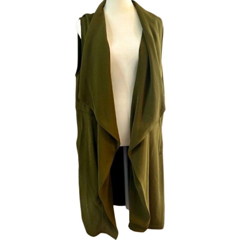 Elodie Long Open Front Vest in Olive Green Women’s M